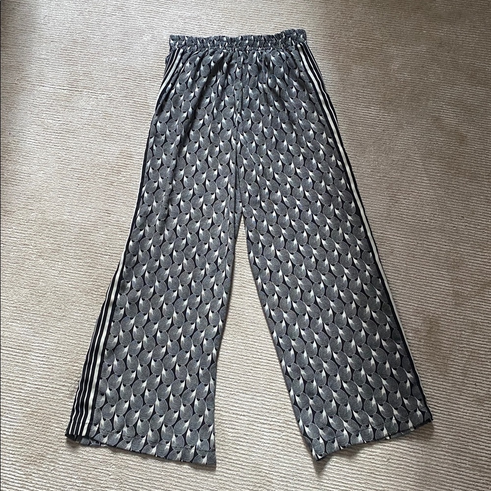 Max Studio Printed Pants Black White Striped Petal Wide Leg Pants Size M - Picture 9 of 11
